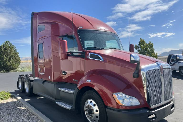 2019 Kenworth T680 lease purchase truck – unit 14385